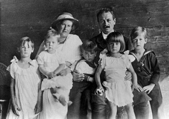 The Trapp family with their children