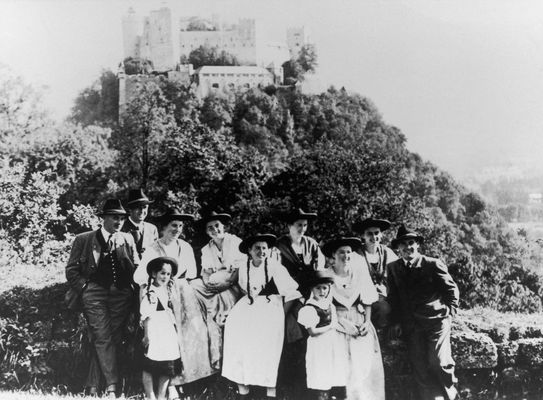 The last picture of the Trapp family in front of fortress Hohensalzburg
